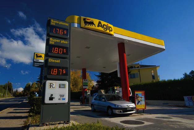 Новый вид спорта в Германии: повальное воровство бензина Новый вид спорта в Германии: повальное воровство бензина