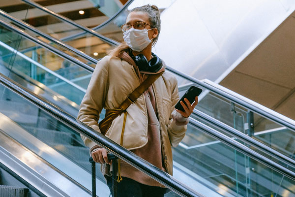 В Свердловской области выявлено 392 новых случая COVID-19