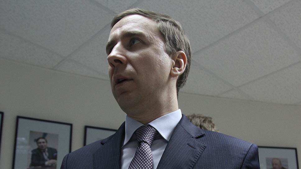 К главе Свердловского министерства транспорта пришли с обысками