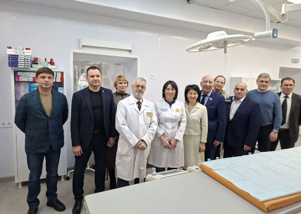 В Нижнем Тагиле открыт современный реанимационно-операционный блок для экстренной помощи | В Нижнем Тагиле запустили новый блок реанимации и эксплуатации