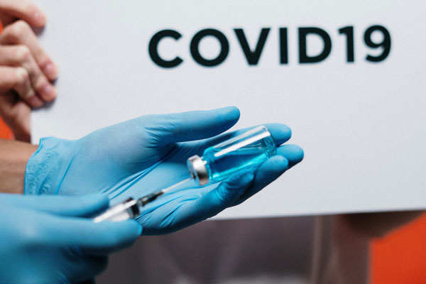 Выявлено 352 новых случая COVID-19 на Среднем Урале