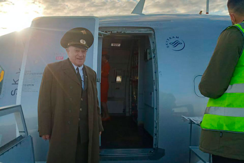 Свердловский ветеран Владимир Бочкарёв отправился на Парад Победы в Москву