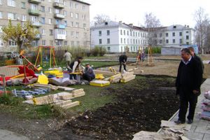 В «1000 дворов» вложили 707 млн. рублей В «1000 дворов» вложили 707 млн. рублей