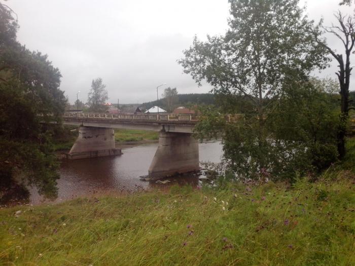 В Верхотурье суд обязал мэрию проверить состояние моста через реку Тура В Верхотурье суд обязал мэрию проверить состояние моста через реку Тура