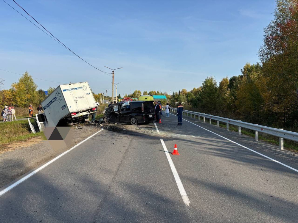 Мужчина и женщина разбились в ДТП в Тюменской области | В Тюменской области в ДТП погибли мужчина и женщина Мужчина и женщина разбились в ДТП в Тюменской области | В Тюменской области в ДТП погибли мужчина и женщина