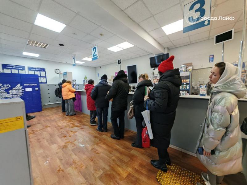 В Екатеринбурге почтового оператора оштрафовали на 1,05 млн рублей за нарушение таможенных правил | Почтовый оператор в Екатеринбурге оштрафован за выдачу посылок без разрешения В Екатеринбурге почтового оператора оштрафовали на 1,05 млн рублей за нарушение таможенных правил | Почтовый оператор в Екатеринбурге оштрафован за выдачу посылок без разрешения