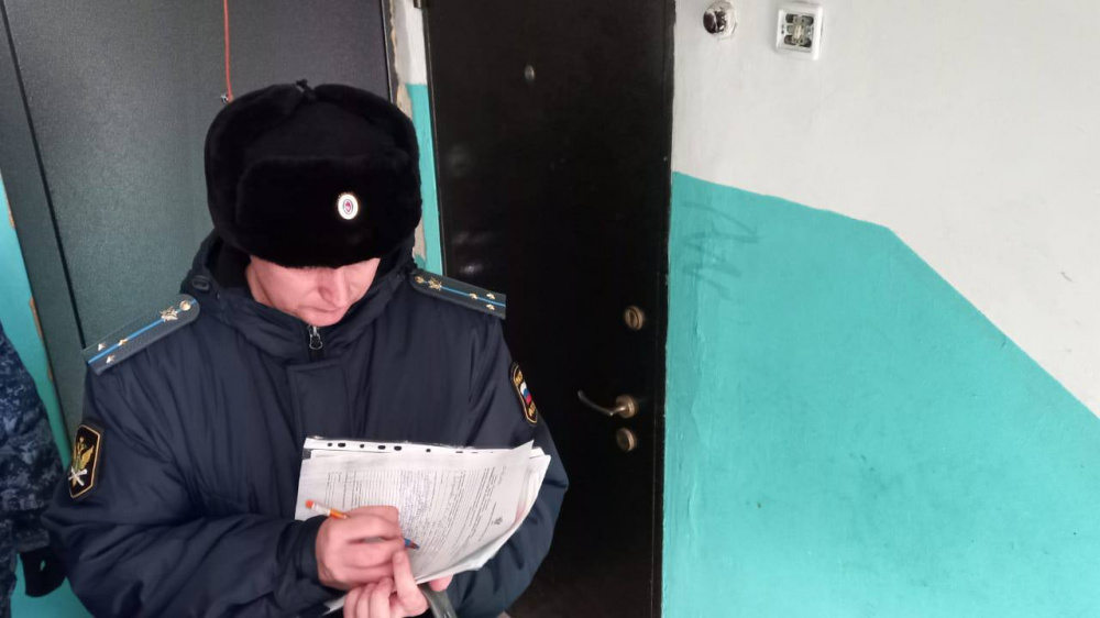 Жительница многоэтажки в Екатеринбурге убрала незаконную перегородку только после угрозы больших санкций | В Екатеринбурге женщина с трудом исполнила решение суда о демонтаже перегородки Жительница многоэтажки в Екатеринбурге убрала незаконную перегородку только после угрозы больших санкций | В Екатеринбурге женщина с трудом исполнила решение суда о демонтаже перегородки