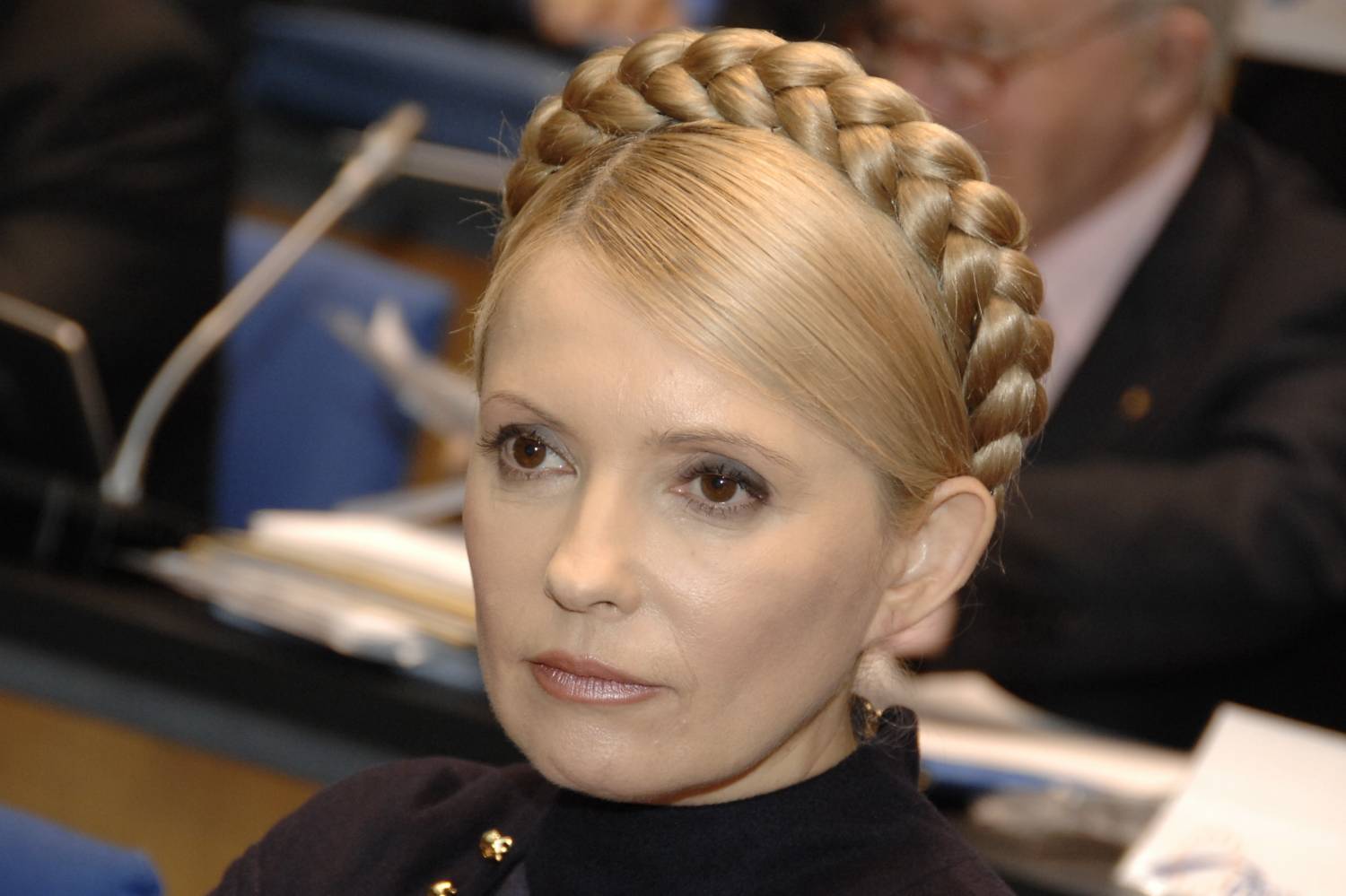 Выборы на Украине: Тимошенко отдала свой голос Выборы на Украине: Тимошенко отдала свой голос