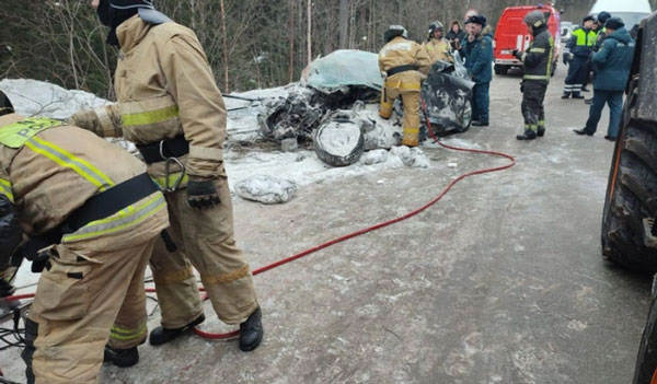 На Урале задержали владельца и водителя автобуса, который попал в смертельное ДТП с командой хоккеистов