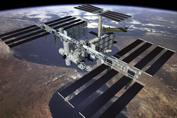 Копию Знамени Победы получат космонавты на МКС к 9 мая Копию Знамени Победы получат космонавты на МКС к 9 мая