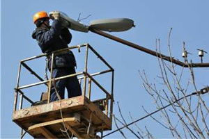 В Екатеринбурге установили освещение в микрорайоне Широкая речка