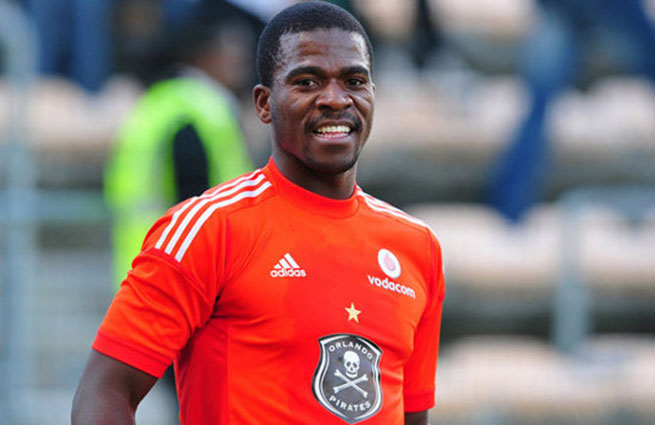 В ЮАР убили вратаря национальной футбольной сборной В ЮАР убили вратаря национальной футбольной сборной