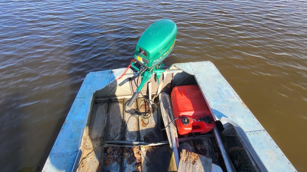 Зацепился за винт — на Урале сборщик клюквы погиб в озере  | В свердловском озере погиб сборщик клюквы 
