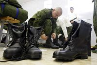 Свердловских солдат не пускают в увольнительные Свердловских солдат не пускают в увольнительные