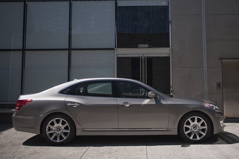 Стоимость авто для чиновников пропишут в законе Стоимость авто для чиновников пропишут в законе