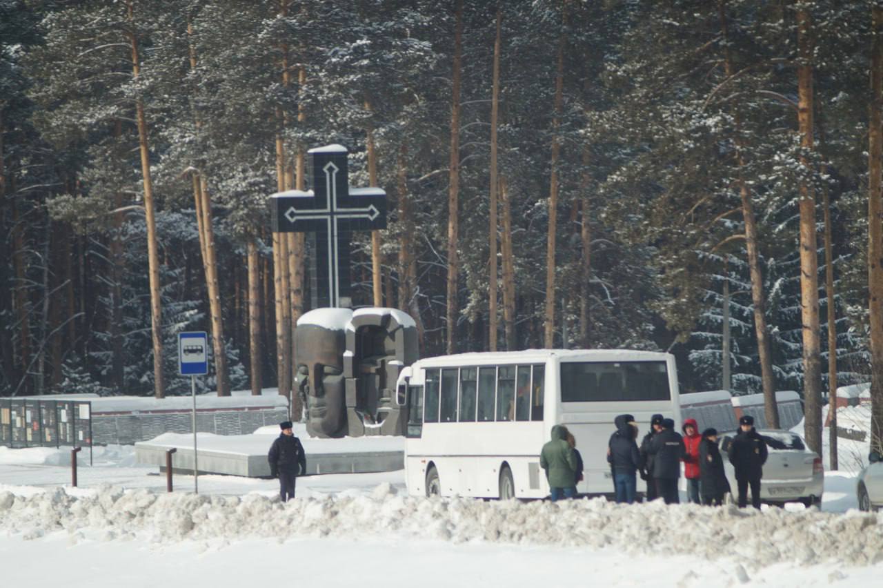 В Екатеринбурге на несанкционированном митинге был задержан автор популярного телеграм-канала