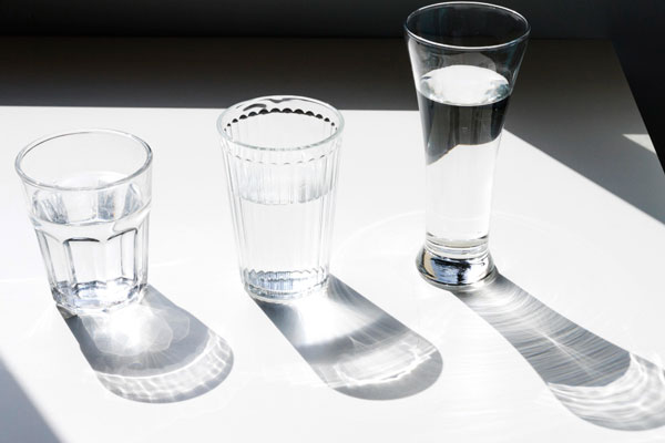 Эксперт объяснил, почему россияне предпочитают водку другому алкоголю | Эксперт Коврижных: водке россияне доверяют больше, чем другому алкоголю