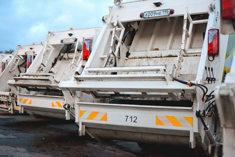 Мусорная реформа в частном секторе: жители Самстроя, Трудпосёлка и Ельничного бунтуют | Первоуральцы недовольны новым графиком и жалуются на неудобства