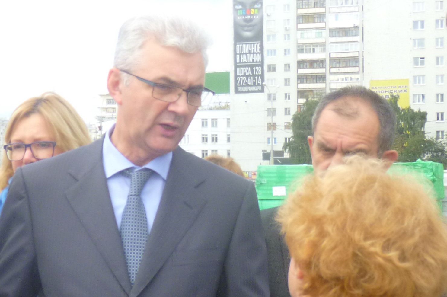 Александр Якоб с замами принял полторы сотни горожан. О чем спрашивали?