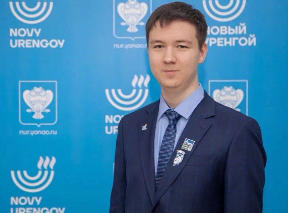 На Ямале появился первый 300-балльник по итогам ЕГЭ  | Гимназист впервые в истории Ямала завоевал 300 баллов на ЕГЭ 