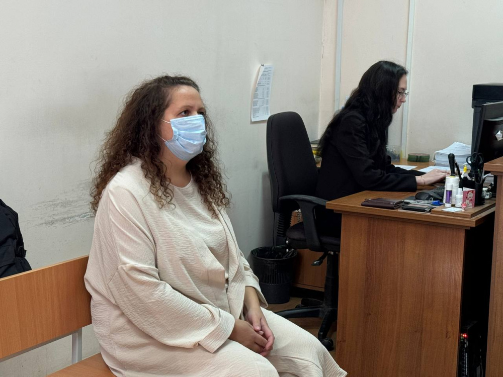 В Екатеринбурге осудили сотрудницу опеки, которая допустила халатность при проверке условий Далера | Поверившая опекунше Далера Бобиева сотрудница опеки заплатит штраф