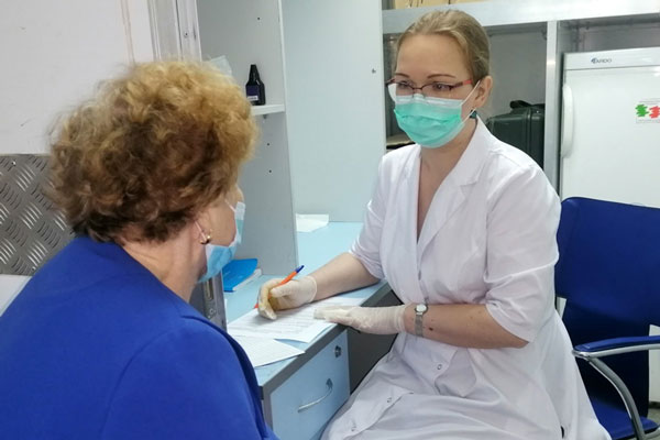 Более 700 свердловчан с сахарным диабетом прошли обследования в «Диамобиле» СОКБ №1 в 2022 году