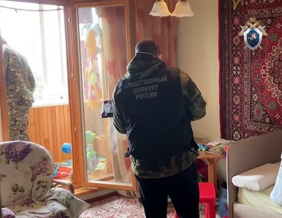 Врач убила в Екатеринбурге своих детей и покончила с собой  | В Екатеринбурге врач убила своих детей и себя 