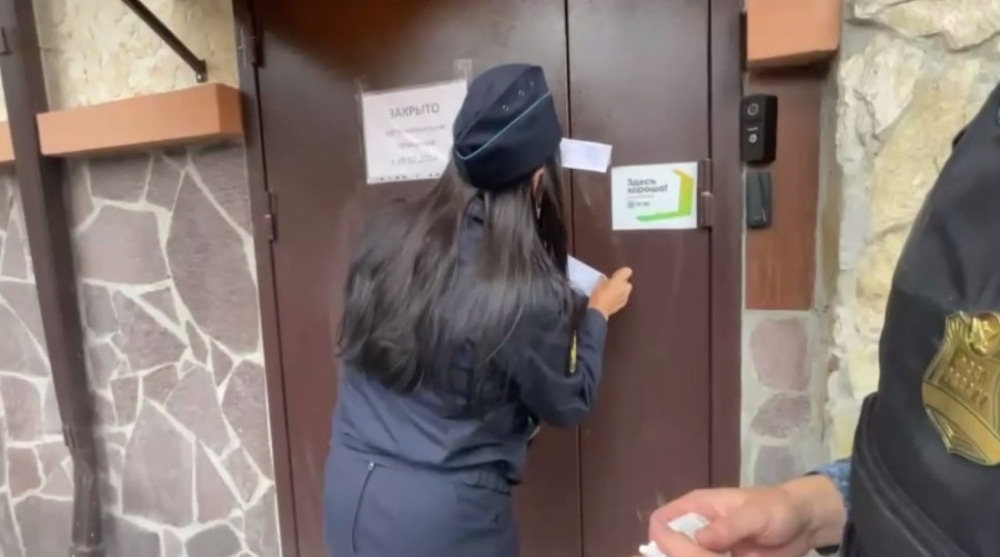 "Заплыли глаза" - на Урале после отравления детей приостановили работу сауны | Сауну закрыли на Урале после отравления детей