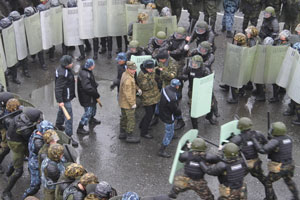 Свердловские силовики обезвредили «террористов» на земле и в воздухе Свердловские силовики обезвредили «террористов» на земле и в воздухе