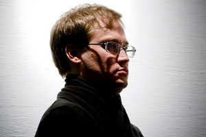 В столице на 29-м году жизни умер воспеватель автомобильных сирен и мусорных баков