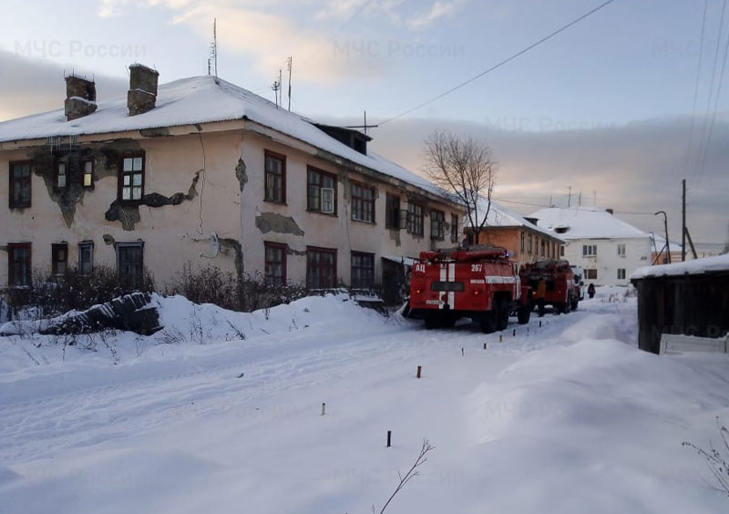 За сутки на пожарах в Свердловской области погибли три человека | МЧС: за сутки на пожарах в Свердловской области спасли девять человек За сутки на пожарах в Свердловской области погибли три человека | МЧС: за сутки на пожарах в Свердловской области спасли девять человек