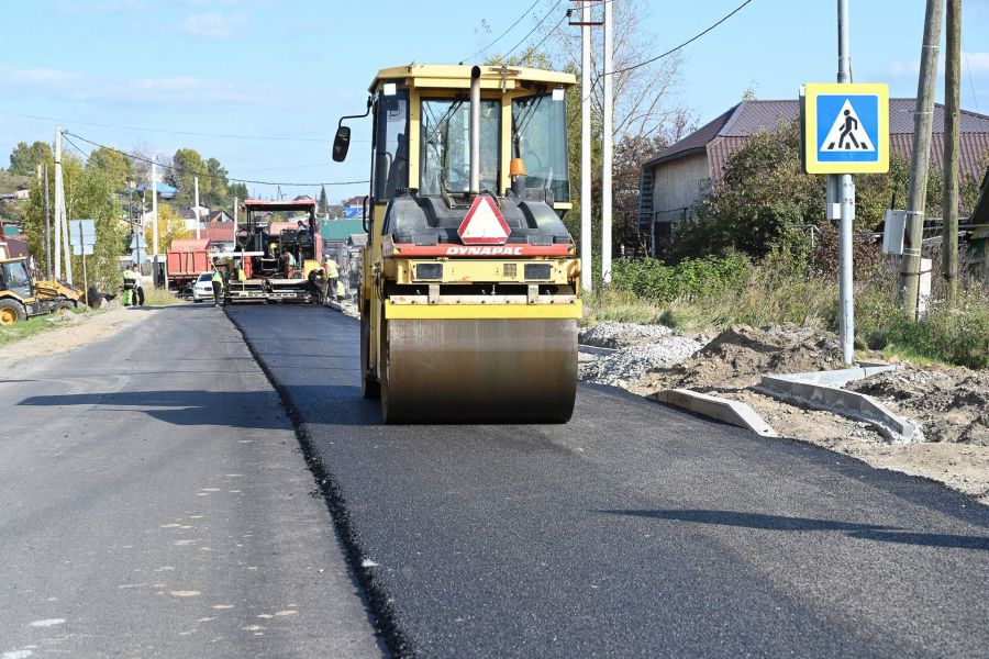Ремонт дорог в Свердловской области: 258 км отремонтировано, 12 млрд рублей инвестиций | В Свердловской области отремонтировали более 250 км дорог
