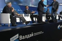 Ройзман пожал руку Куйвашеву на другом конце страны