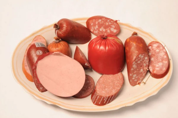 Уральцев кормили колбасой с антибиотиком | В колбасе свердловского производителя нашли антибиотик Уральцев кормили колбасой с антибиотиком | В колбасе свердловского производителя нашли антибиотик