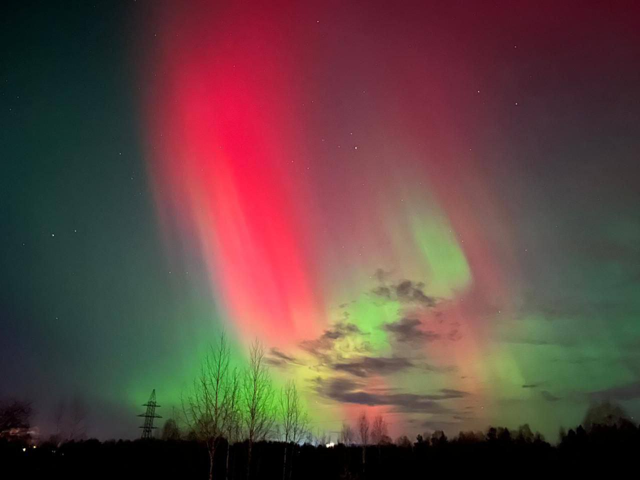 Уральцы увидели северное сияние. Фото