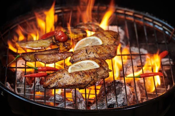 Шашлык на природе: как правильно рассчитать количество мяса и других продуктов | Почему шашлык нельзя запивать алкоголем Шашлык на природе: как правильно рассчитать количество мяса и других продуктов | Почему шашлык нельзя запивать алкоголем