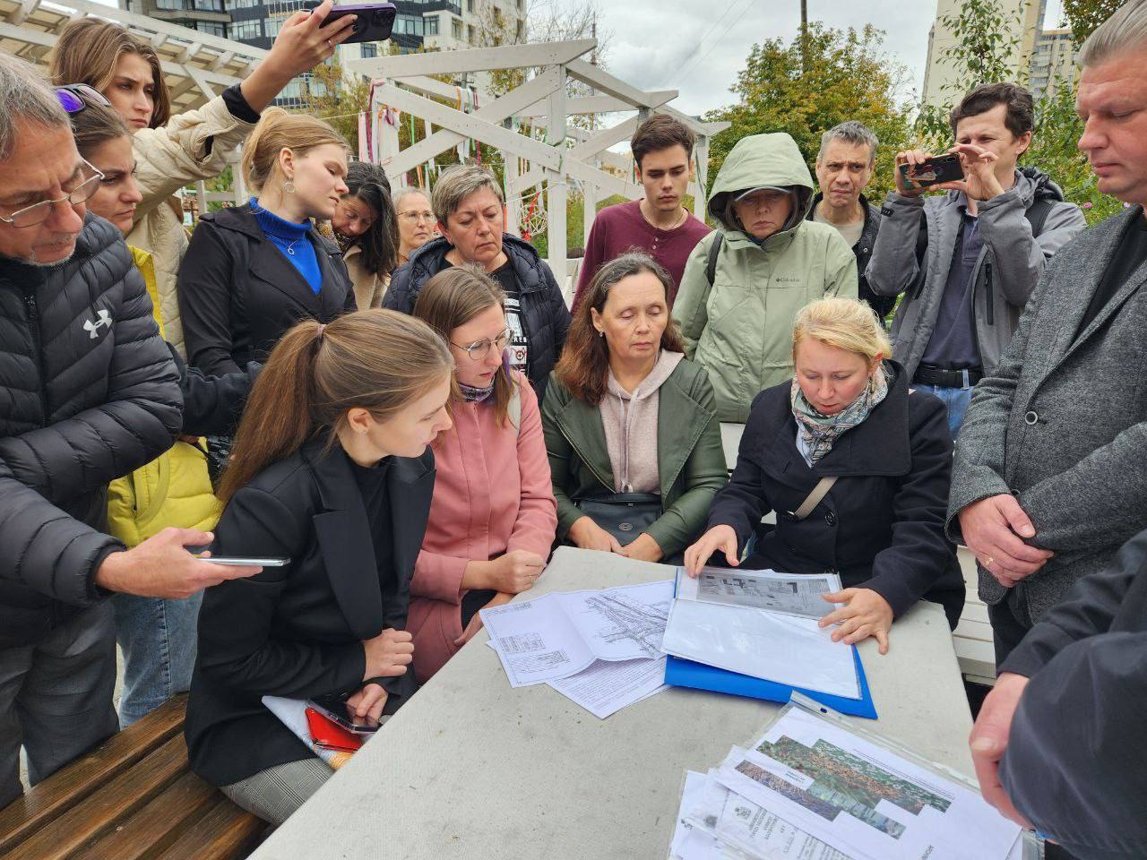 Компания Павла Дацюка незаконно захватила часть акватории реки Исет Компания Павла Дацюка незаконно захватила часть акватории реки Исет