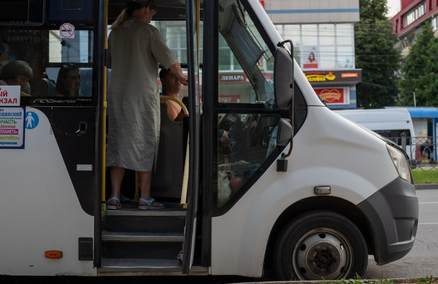 Прокуратура разберется с избиением пассажира в 54-й маршрутке Екатеринбурга