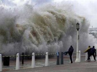 На Сахалин движется японский тайфун