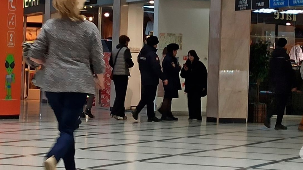 Юрист консультирует родителей: как действовать детям при общении с полицейскими