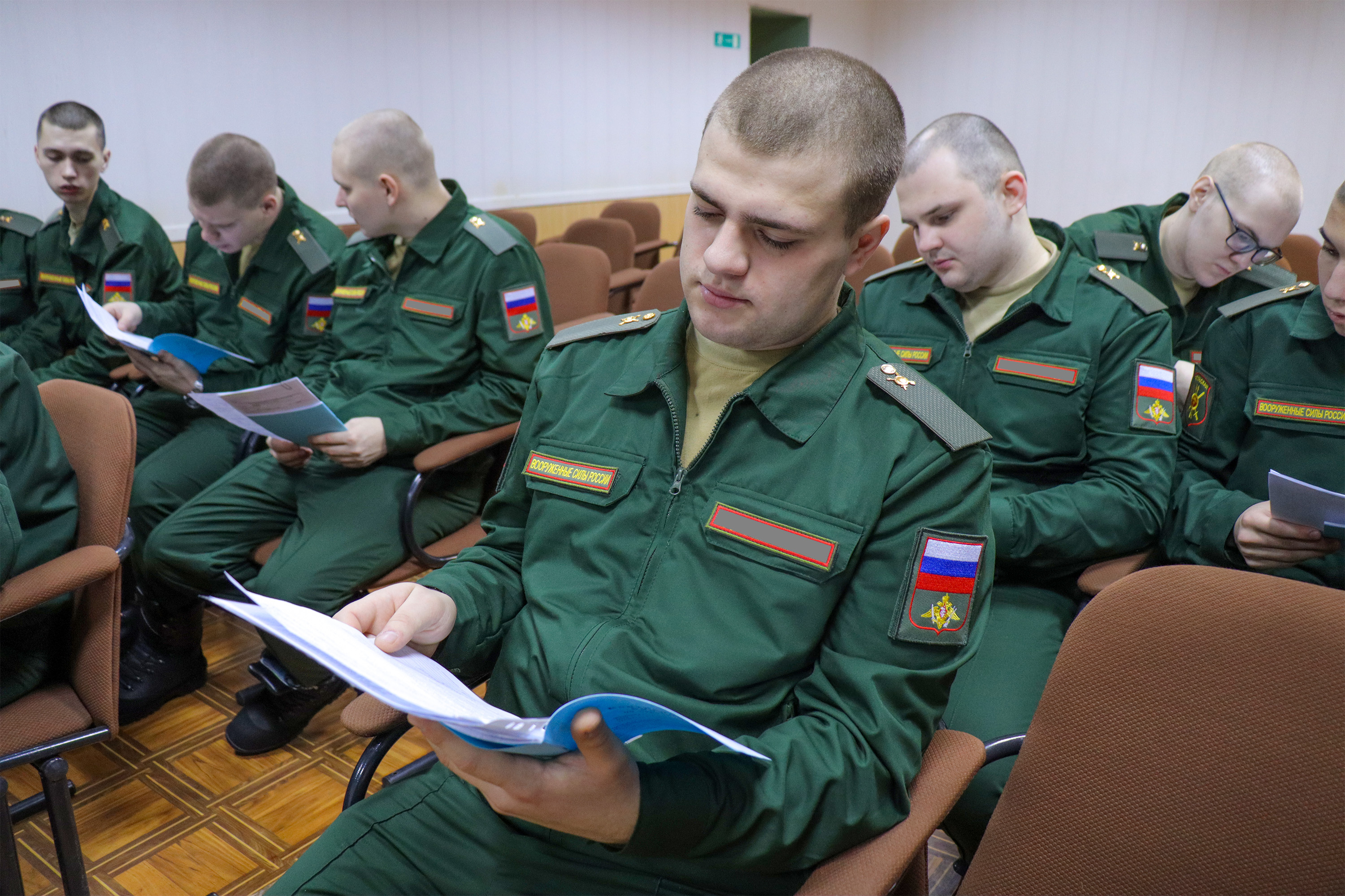 На Уралвагонзаводе создана научно- производственная рота ВС РФ На Уралвагонзаводе создана научно- производственная рота ВС РФ