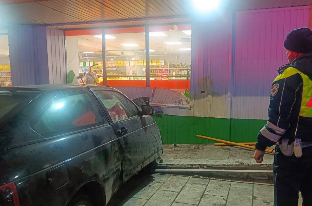 Две девочки погибли в Ревде под колёсами машины  | На Урале «Лада» насмерть сбила двух девочек 