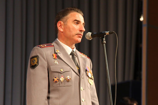 Экс-начальника свердловского УГИБДД Юрия Демина проводят в последний путь с воинскими почестями Экс-начальника свердловского УГИБДД Юрия Демина проводят в последний путь с воинскими почестями