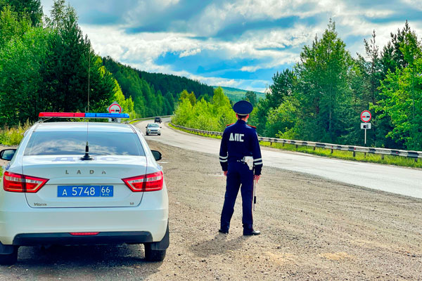 Свыше тысячи выездов на встречную полосу зафиксировано сотрудниками ГИБДД в регионе