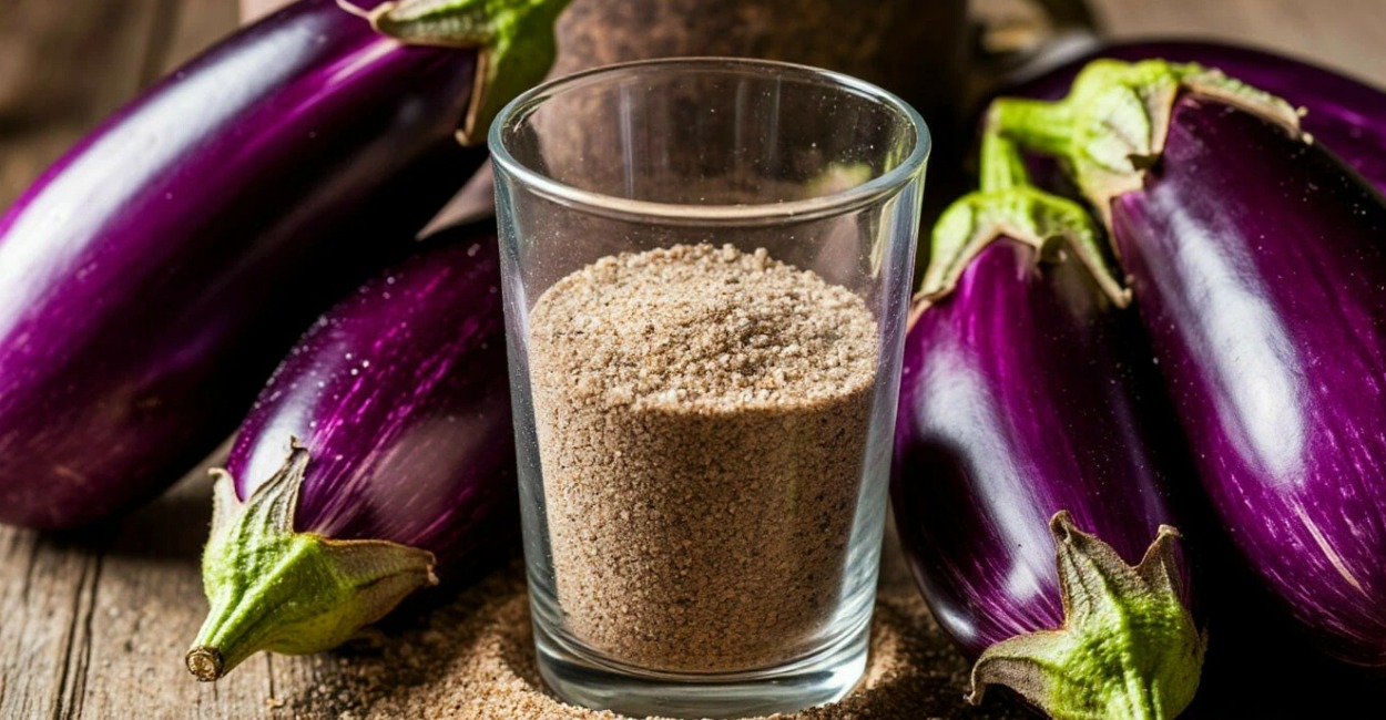 1 горсть в лунку при посадке баклажанов — и плоды наливаются крупные: глянцевые, мясистые, без горечи