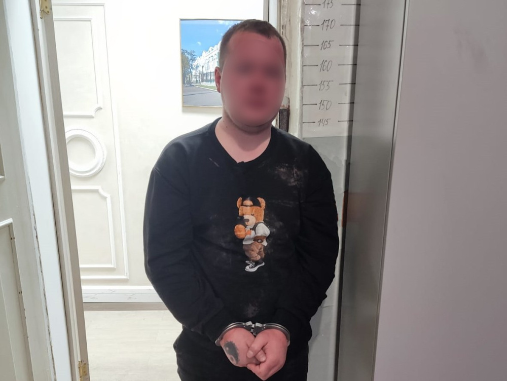 В Екатеринбурге директор магазина обвинён в убийстве женщины — он признал вину | Директору магазина в Екатеринбурге предъявили обвинение в убийстве женщины В Екатеринбурге директор магазина обвинён в убийстве женщины — он признал вину | Директору магазина в Екатеринбурге предъявили обвинение в убийстве женщины