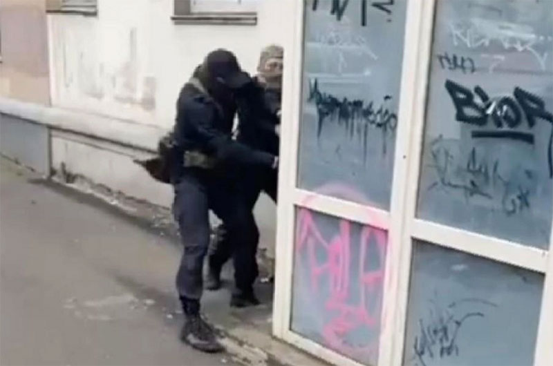 Полиция Екатеринбурга закрыла сеть подпольных массажных салонов | В Екатеринбурге ликвидировали сеть незаконных массажных салонов