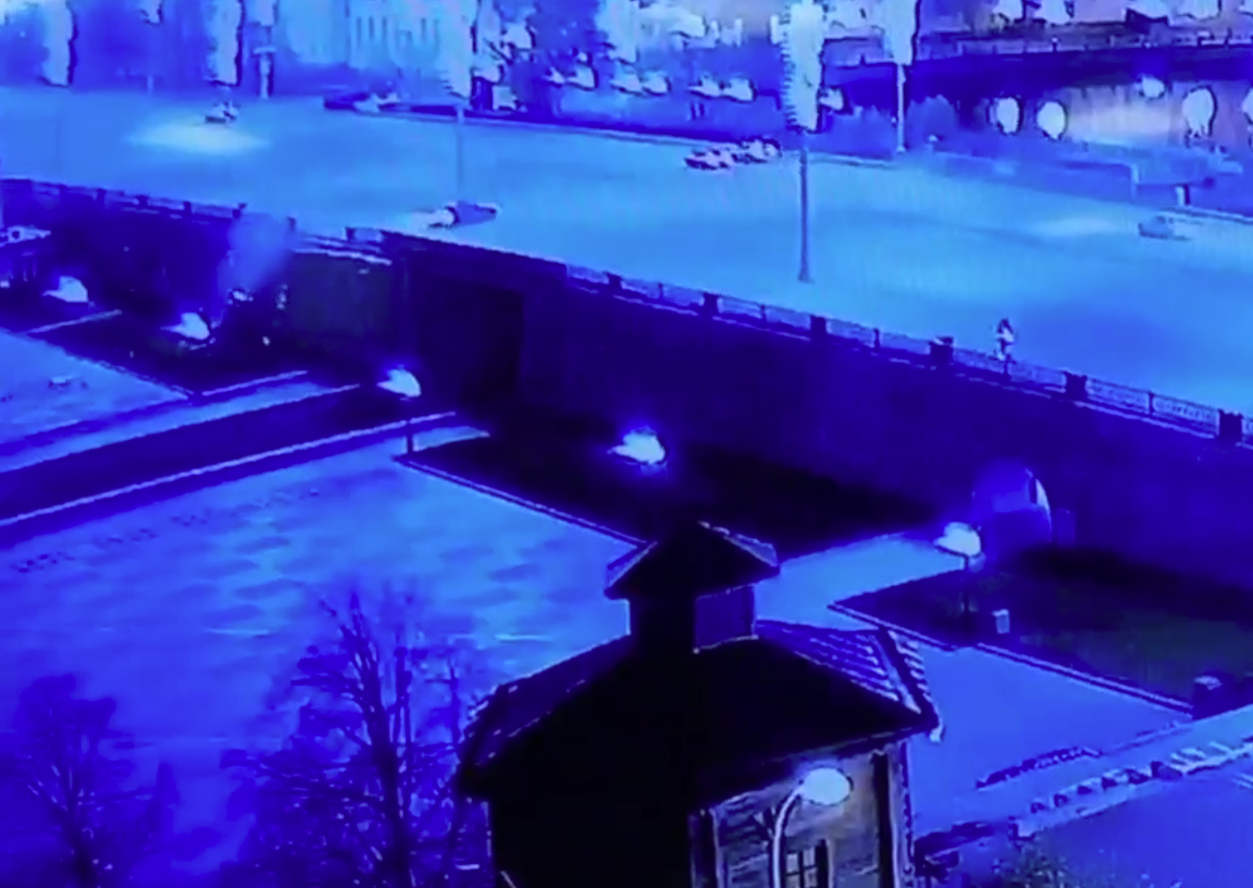 Госавтоинспекция Екатеринбурга установила подробности ДТП в результате которого Mercedes опрокинулся с моста Госавтоинспекция Екатеринбурга установила подробности ДТП в результате которого Mercedes опрокинулся с моста