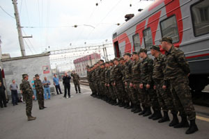 Бойцы ОМОНа вернулись в Екатеринбург после полугодовой командировки