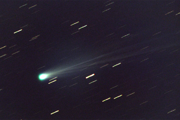 Сегодня на Землю упадет космический мусор от распавшейся кометы